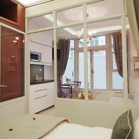 Palais Royal Chicsuites